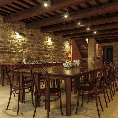 Il Cortile Segreto * San Severino Marche